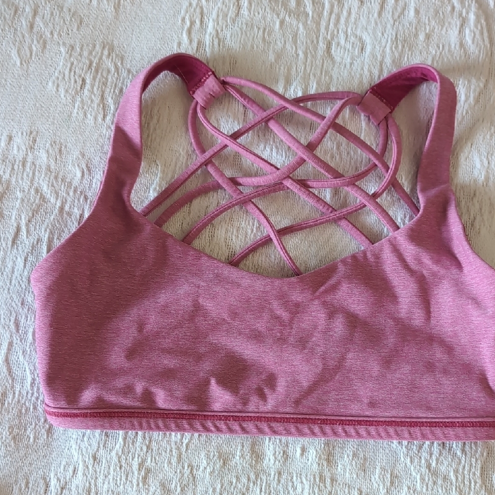 Lululemon Strappy "Free To Be" Bra